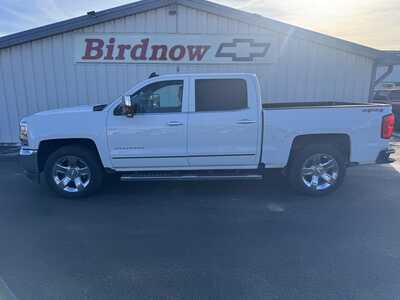 2017 Chevrolet 1500 Crew Cab, $20490.00. Photo 6