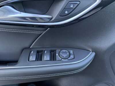 2021 Buick Envision, $21755.00. Photo 11