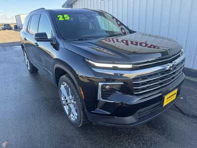 2025 Chevrolet Traverse, $43755.00. Photo 2