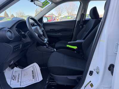 2025 Nissan Kicks, $17990.00. Photo 10