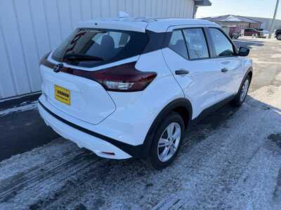 2025 Nissan Kicks, $17990.00. Photo 3