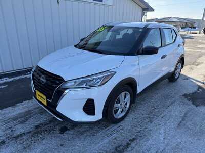 2025 Nissan Kicks, $17990.00. Photo 7