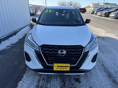 2025 Nissan Kicks, $17990.00. Photo 9