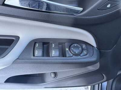 2022 Chevrolet Equinox, $15824.00. Photo 12