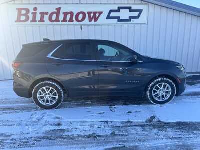 2022 Chevrolet Equinox, $15824.00. Photo 1