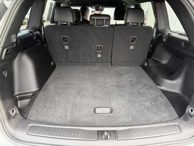 2024 Jeep Grand Cherokee, $32899.00. Photo 5