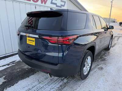 2022 Chevrolet Traverse, $26899.00. Photo 3