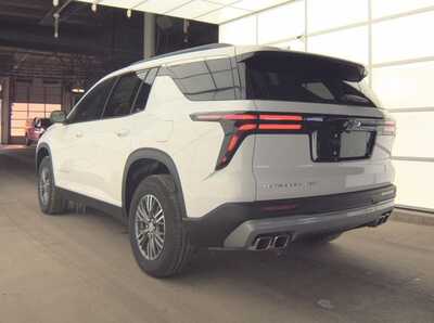2025 Chevrolet Traverse, $41990.00. Photo 2
