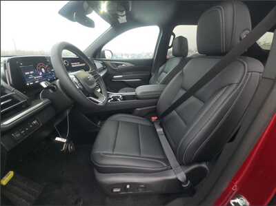 2025 Chevrolet Traverse, $43990.00. Photo 3