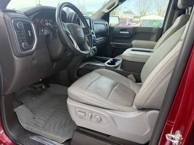 2021 Chevrolet 1500 Crew Cab, $31699.00. Photo 11
