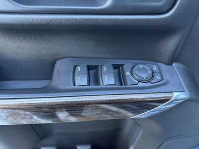 2021 Chevrolet 1500 Crew Cab, $25924.00. Photo 12