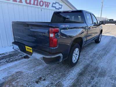 2021 Chevrolet 1500 Crew Cab, $25924.00. Photo 3
