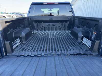 2021 Chevrolet 1500 Crew Cab, $25924.00. Photo 5