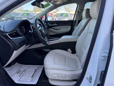 2023 Buick Enclave, $32855.00. Photo 9
