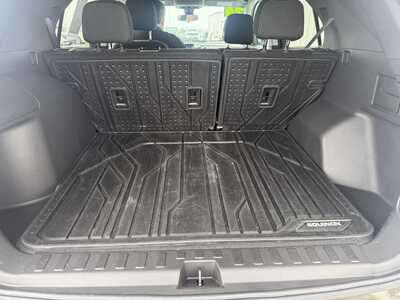 2024 Chevrolet Equinox, $25980.00. Photo 9