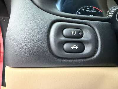 2002 Chevrolet Corvette, $22560.00. Photo 10