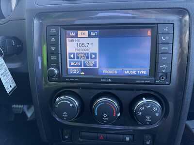 2009 Dodge Challenger, $29980.00. Photo 11