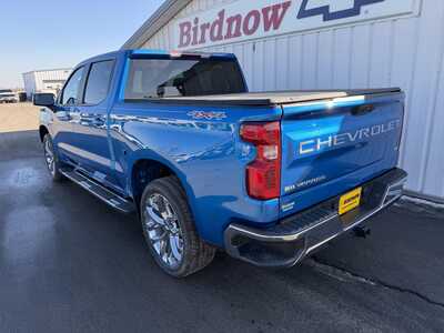 2022 Chevrolet 1500 Crew Cab, $33655.00. Photo 9