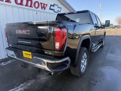 2025 GMC 2500 Crew Cab, $51899.00. Photo 3