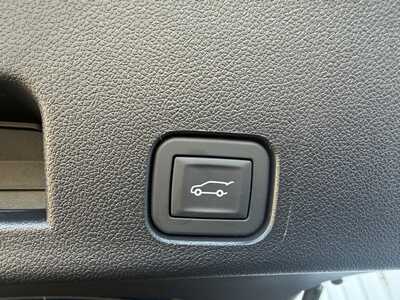 2026 Chevrolet Traverse, $54990.00. Photo 8