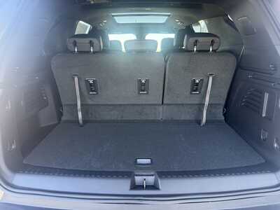 2026 Chevrolet Traverse, $54990.00. Photo 9