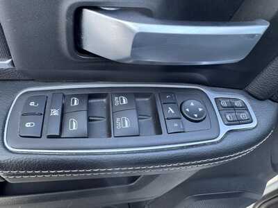 2024 RAM 2500 Crew Cab, $41990.00. Photo 8