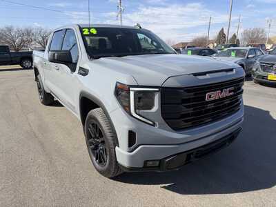 2024 GMC 1500 Crew Cab, $43599.00. Photo 8