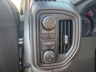 2025 Chevrolet 1500 Crew Cab, $41699.00. Photo 12