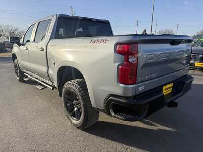 2025 Chevrolet 1500 Crew Cab, $41699.00. Photo 3