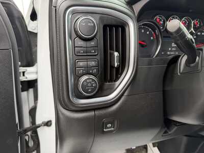 2020 Chevrolet 2500 Crew Cab, $31899.00. Photo 11