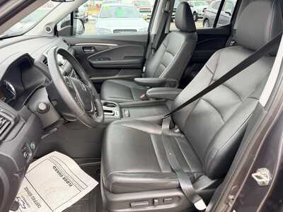 2019 Honda Ridgeline, $23699.00. Photo 11