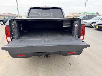 2019 Honda Ridgeline, $23699.00. Photo 5