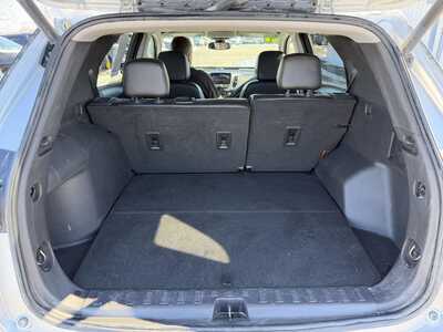 2021 Chevrolet Equinox, $20990.00. Photo 5