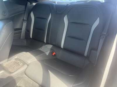 2018 Chevrolet Camaro, $22950.00. Photo 9