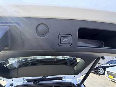 2026 Chevrolet Equinox, $39499.00. Photo 4