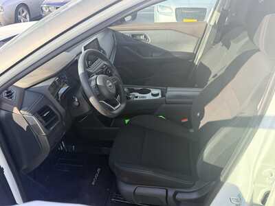 2023 Nissan Rogue, $19899.00. Photo 10