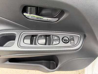 2025 Nissan Versa, $15950.00. Photo 10