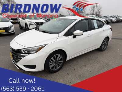 2025 Nissan Versa, $15950.00. Photo 2