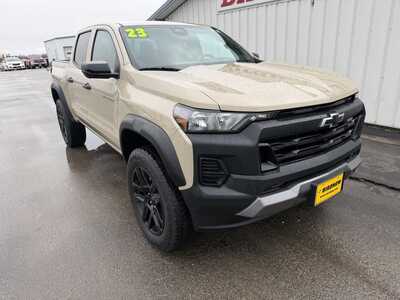 2023 Chevrolet Colorado Crew Cab, $39900.00. Photo 2
