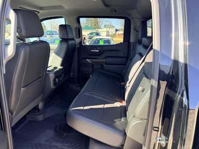 2020 Chevrolet 1500 Crew Cab, $32955.00. Photo 10