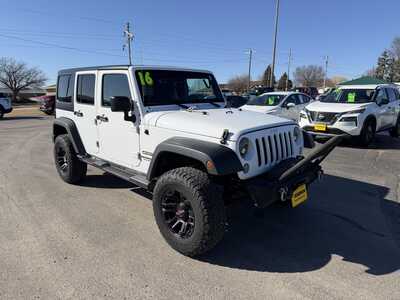 2016 Jeep Wrangler Unlimited, $18966.00. Photo 5