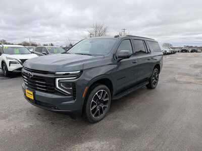 2026 Chevrolet Suburban, $78699.00. Photo 2