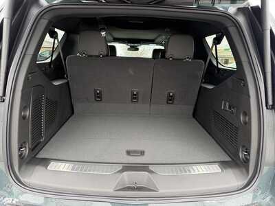 2026 Chevrolet Suburban, $78699.00. Photo 5