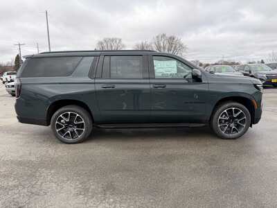 2026 Chevrolet Suburban, $78699.00. Photo 7