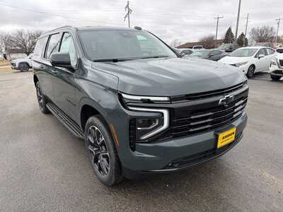 2026 Chevrolet Suburban, $78699.00. Photo 8