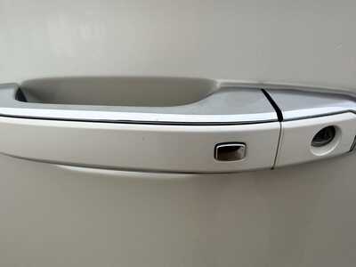 2015 Chevrolet Suburban, $16825.00. Photo 9