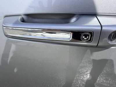 2019 RAM 1500 Crew Cab, $26599.00. Photo 11