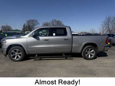 2019 RAM 1500 Crew Cab, $26990.00. Photo 1