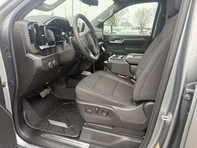 2026 Chevrolet 1500 Crew Cab, $46159.00. Photo 11