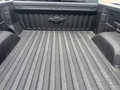 2026 Chevrolet 1500 Crew Cab, $46159.00. Photo 5